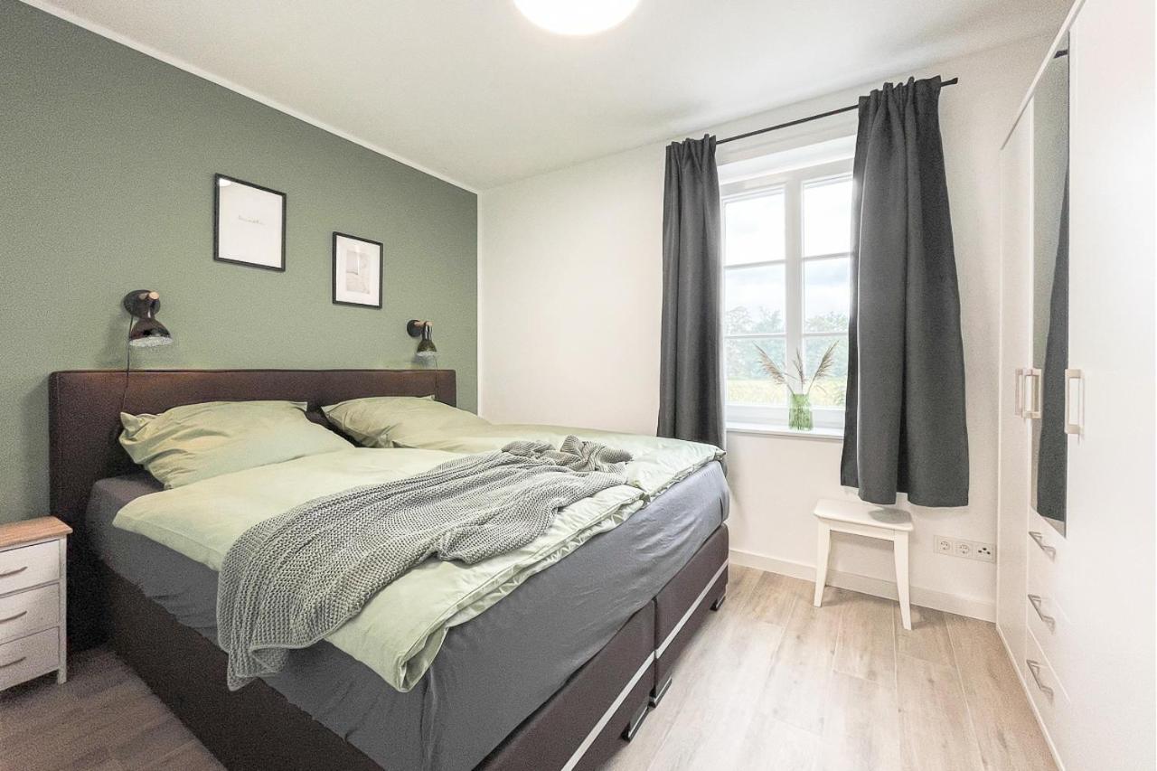 Gut Gross Fedderwarden, Ferienwohnung Mettje Butjadingen Exteriör bild